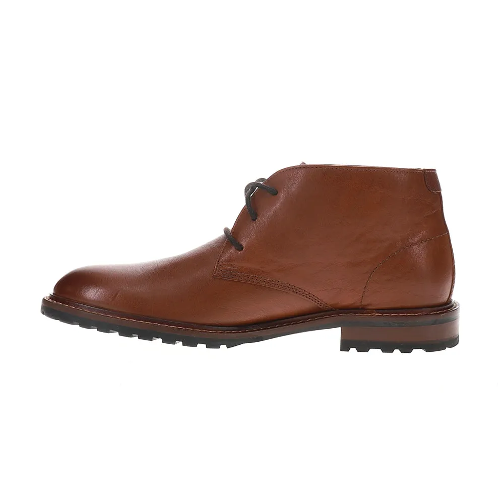 Boswell Round Toe Chukka Boots