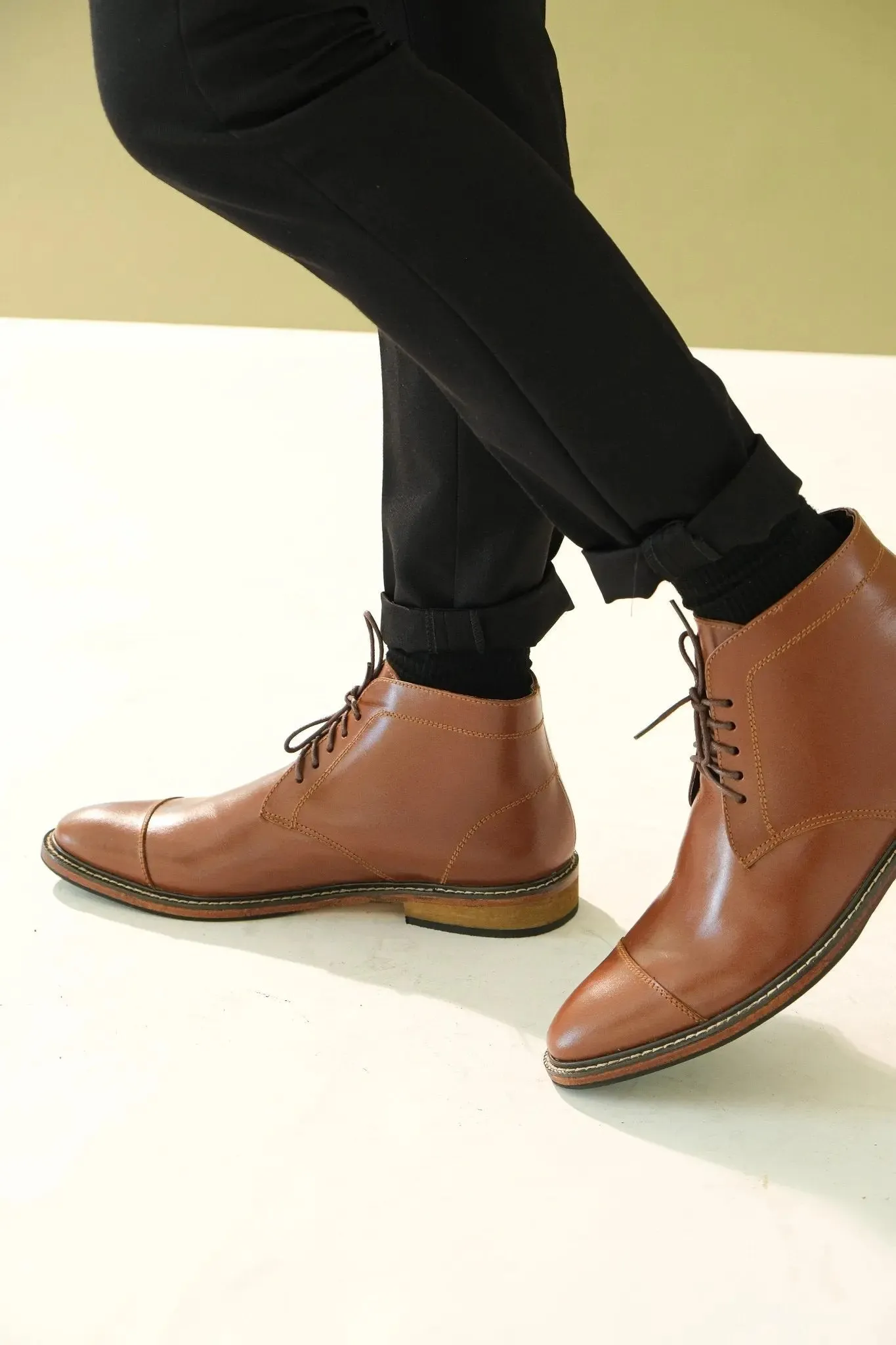 FELIX Chukka Boots - Tan