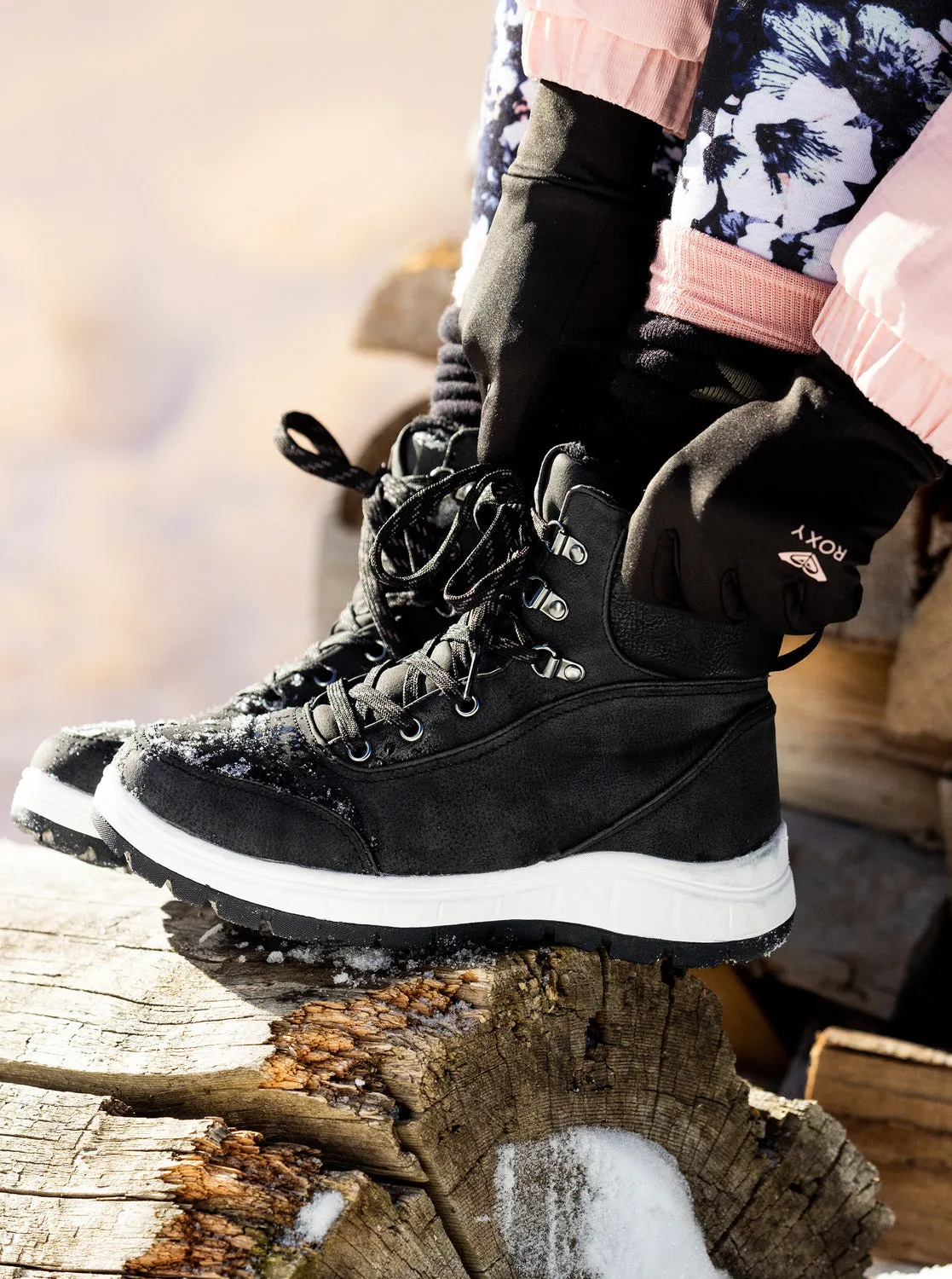 Karmel Lace-Up Boots - Black